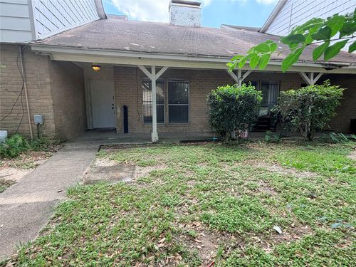 b-5602 Easthampton Dr, Houston, TX, 77039-6166 | Card Image
