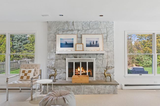8 Niamogue Ln, House other with 3 bedrooms, 2 bathrooms and null parking in Quogue NY | Image 7