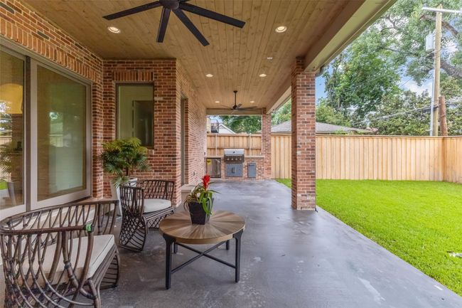 6707 Anita St, House other with 5 bedrooms, 7 bathrooms and null parking in Dallas TX | Image 11