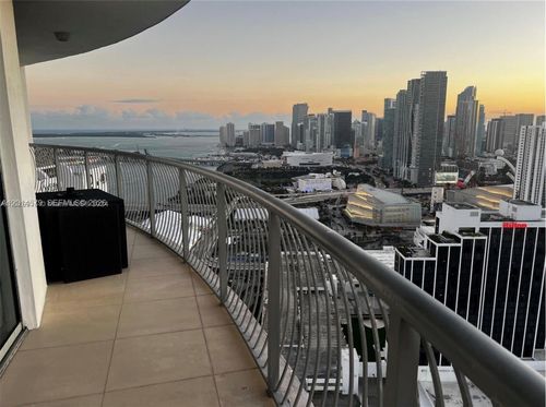 3114-1750 N Bayshore Dr, Miami, FL, 33132-3212 | Card Image