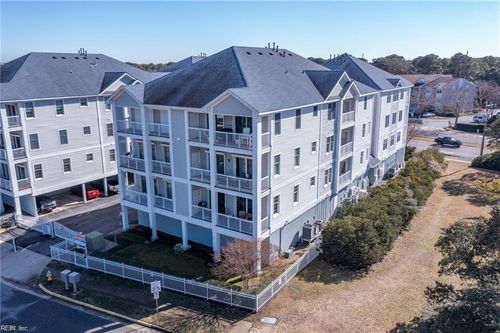 205-2301 Page Harbor Lndg, Virginia Beach, VA, 23451-1059 | Card Image