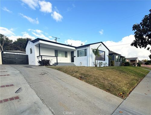 11148 S Wilton Pl, Los Angeles, CA, 90047-4735 | Card Image