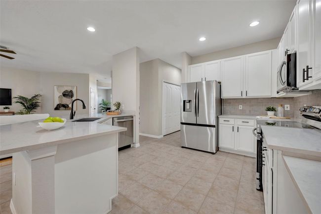 10519 Sunrise Terrace Dr, House other with 5 bedrooms, 3 bathrooms and null parking in Orlando FL | Image 18