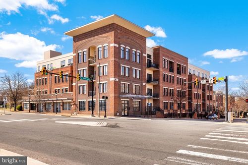 110-181 E Reed Ave, Alexandria, VA, 22305-3170 | Card Image