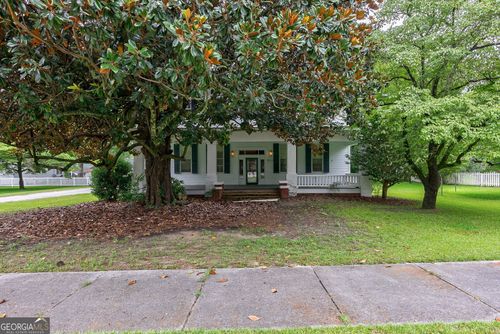 99 W Main St, Gibson, GA, 30810-4066 | Card Image