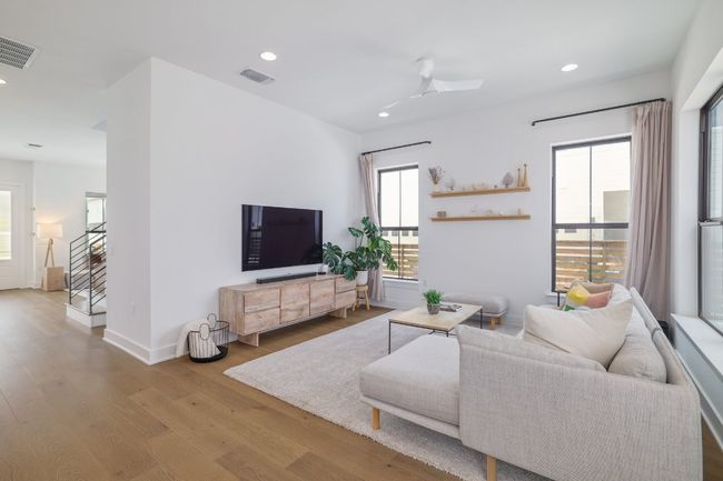 3108 Chennault St, House other with 4 bedrooms, 4 bathrooms and 2 parking in Austin TX | Image 7