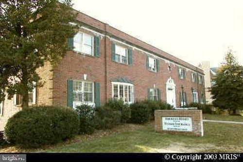 ste-200-u1-210 E Broad St, FALLS CHURCH, VA, 22046-4505 | Card Image