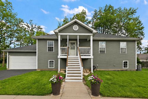 405 Allen St, Joliet, IL, 60436-1601 | Card Image