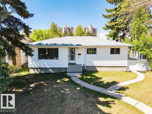 8714 164 St Nw, Edmonton, AB, T5R2R1 | Card Image