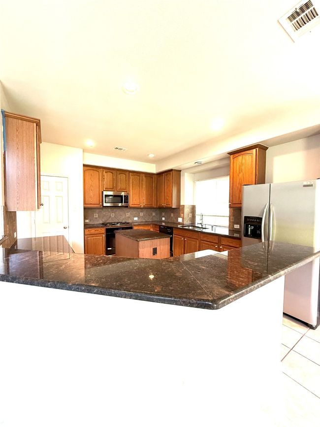 1022 Ruth St, House other with 5 bedrooms, 3 bathrooms and null parking in Cedar Hill TX | Image 12
