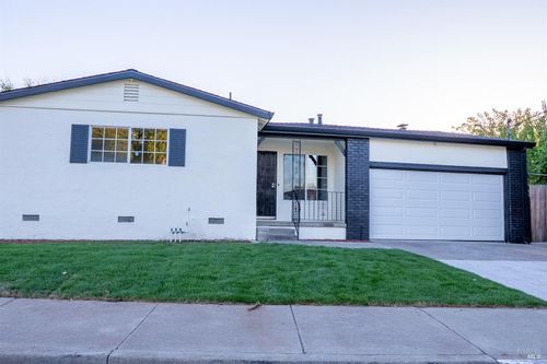 165 Thomas Way, Pittsburg, CA, 94565 | Card Image