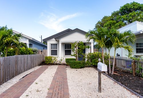 214 N C St, Lake Worth Beach, FL, 33460-3234 | Card Image