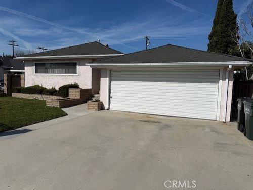 10613 Dolan Ave, Downey, CA, 90241-3431 | Card Image