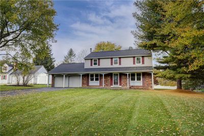 204 Hawthorne Circle, House other with 4 bedrooms, 1 bathrooms and null parking in Farmington NY | Image 2