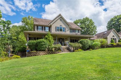 230 Sundust Rd, Home with 4 bedrooms, 3 bathrooms and null parking in Nottingham PA | Image 1