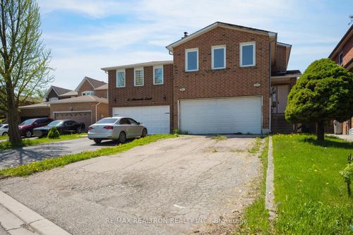 6 Albemarle Crt, Brampton, ON, L6Z1R4 | Card Image