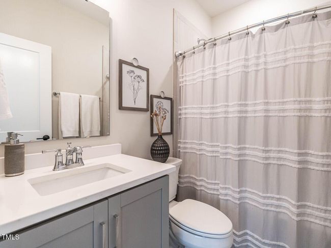 028-1280x960-bathroom | Image 28