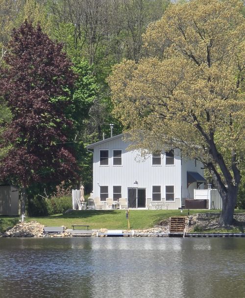 22873 Riverside Dr, Mendon, MI, 49072-9516 | Card Image