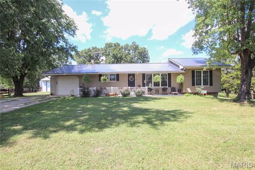 425 Bechter Rd, Bourbon, MO, 65441-7112 | Card Image