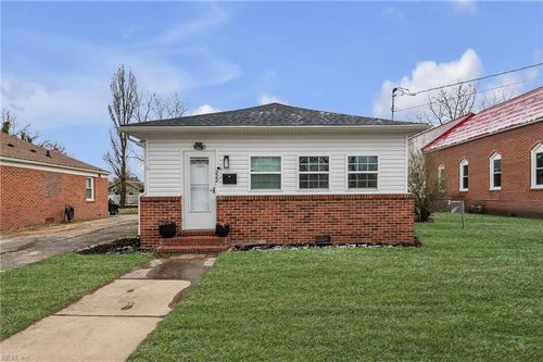 222 Division Street N, Suffolk, VA, 23434 | Card Image