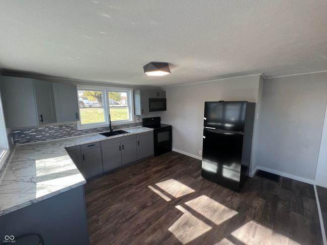 62 N Depot St, House other with 2 bedrooms, 1 bathrooms and null parking in Rosedale IN | Image 11