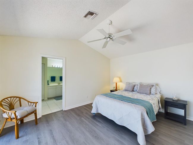6256 - 6256 Mirror Lake Ct, Condo with 2 bedrooms, 2 bathrooms and null parking in Sebastian FL | Image 12