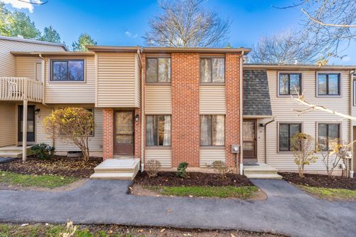 47-47 Conestoga Way, Glastonbury, CT, 06033-3303 | Card Image