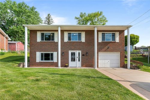 25 Concord Dr, Irwin, PA, 15642-9134 | Card Image