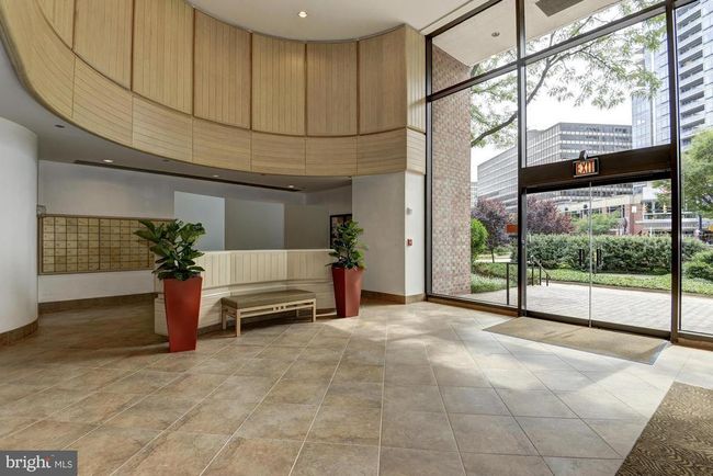 APT-713S - 1805 Crystal Dr, Condo with 3 bedrooms, 2 bathrooms and null parking in ARLINGTON VA | Image 32