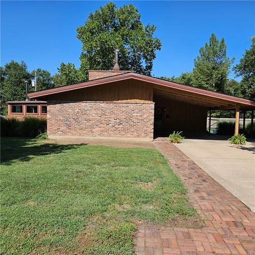 206 Crestwood Ln, Pittsburg, KS, 66762-5514 | Card Image