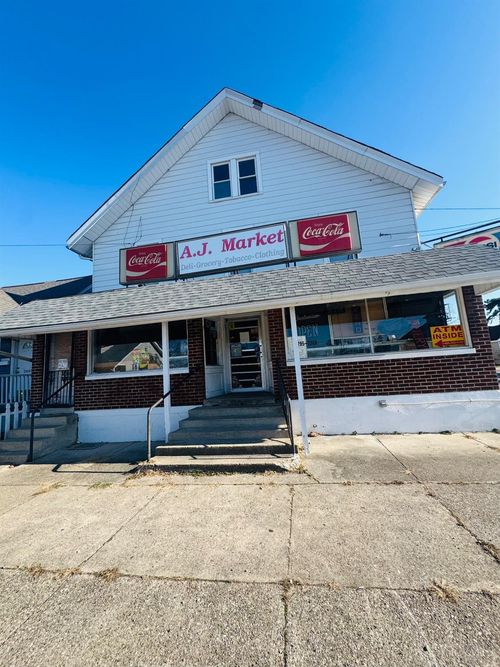 2670 Benninghofen Ave, Hamilton, OH, 45015-1522 | Card Image