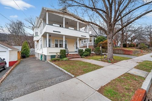 10 Brookside Ave, Hawthorne, NJ, 07506-2933 | Card Image