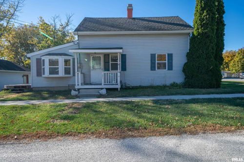 121 N Tazewell St, Metamora, IL, 61548-7014 | Card Image