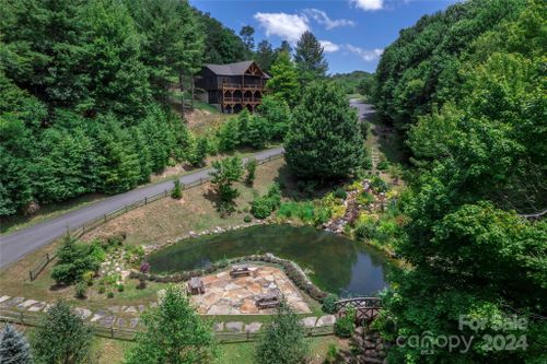 43-750 Silver Springs Dr, Banner Elk, NC, 28604-6563 | Card Image