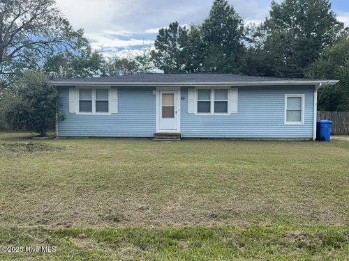 30 East Dr, Jacksonville, NC, 28546-8213 | Card Image