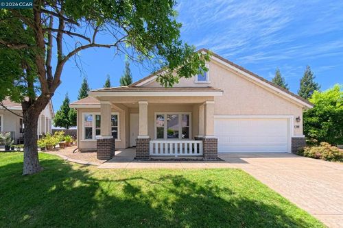 1689 Soledad Dr, Roseville, CA, 95747-4955 | Card Image