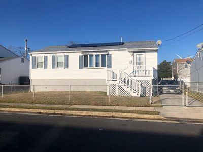 1907 Emerson Ave, House other with 3 bedrooms, 1 bathrooms and null parking in Atlantic City NJ | Image 2