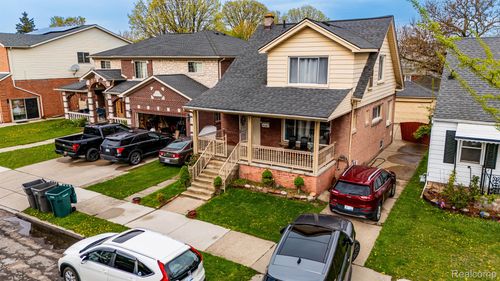 7622 Steadman St, Dearborn, MI, 48126-1014 | Card Image
