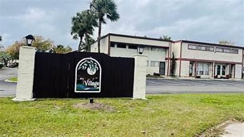 a12-3928 Crayrich Cir, ORLANDO, FL, 32839-7556 | Card Image