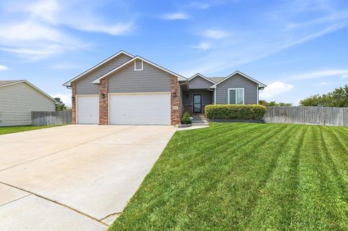 11326 W Wilkinson Ct, Maize, KS, 67101-9013 | Card Image