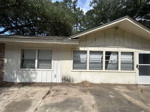 1806 S Elizabeth Ave, Kirbyville, TX, 75956-2644 | Card Image