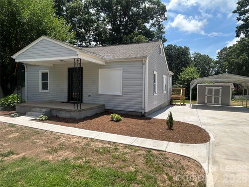914 Linwood Rd, Kings Mountain, NC, 28086-2531 | Card Image