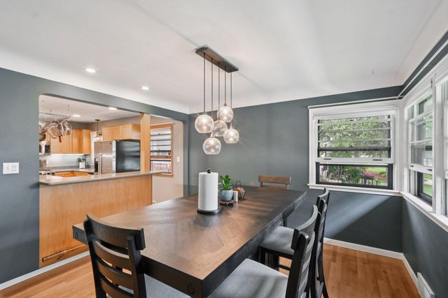 14-web-or-mls-Como Ave-1106-014.jpg | Image 9