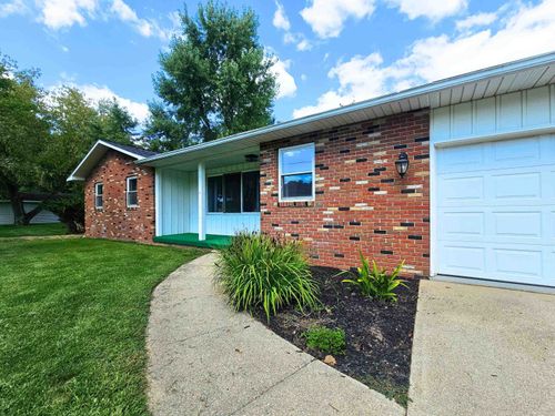 12419 Mount Morris Rd, Columbiaville, MI, 48421-8808 | Card Image