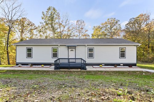 1084 Ben Collier Rd, Charlotte, TN, 37036-7019 | Card Image