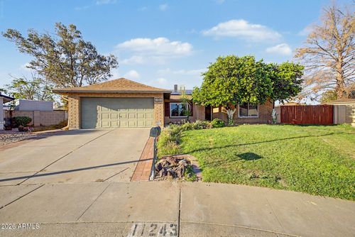11243 N 58th Dr, Glendale, AZ, 85304-3834 | Card Image