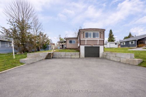 16 Fenelon Way, Lindsay, ON, K9V0H5 | Card Image