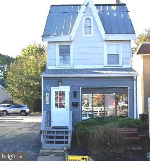424 E Baltimore Pike, MEDIA, PA, 19063 | Card Image