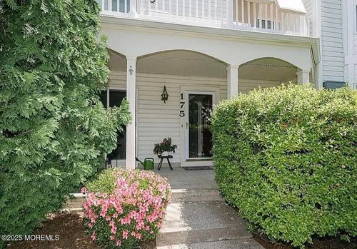 175 Tulip Ln, Freehold, NJ, 07728-4097 | Card Image