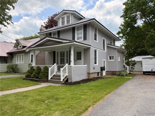174 Bishop St, Watertown, NY, 13601-4604 | Card Image